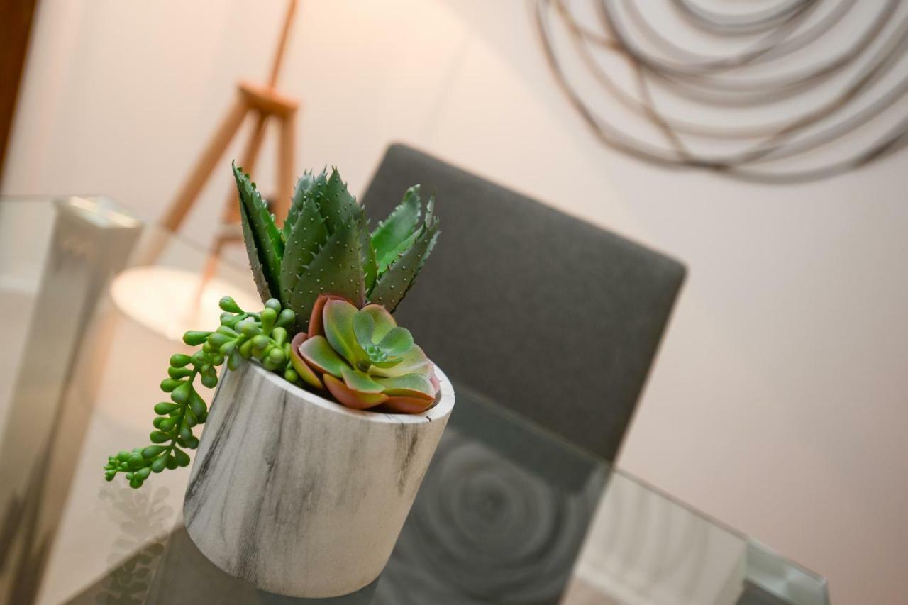 נוטינגהאם Brook Court - City Edge Stay Modern 2Bed Apartment מראה חיצוני תמונה